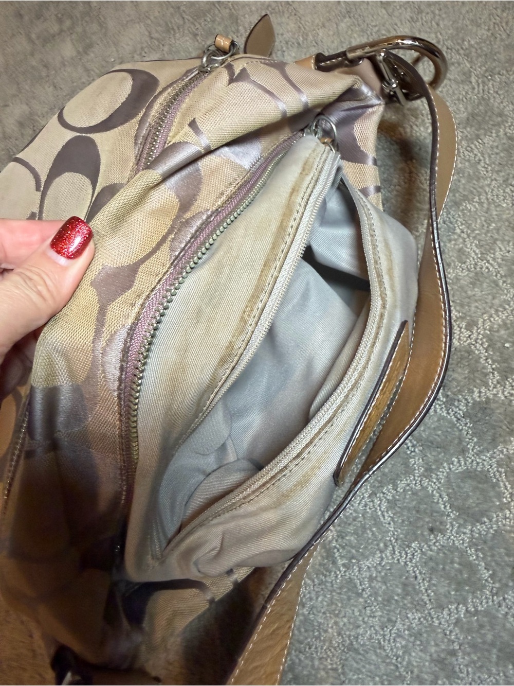 Coach Signature Canvas Shoulder Bag in Light Lavender and Cream - Picture 10 of 15
